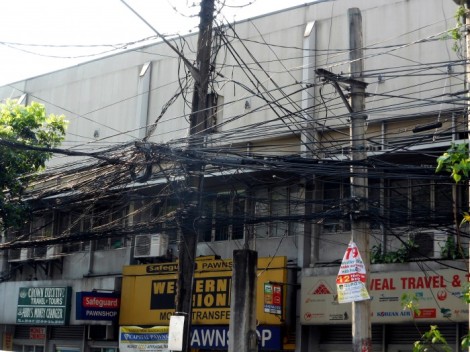 Power lines in Manila, Philippines.